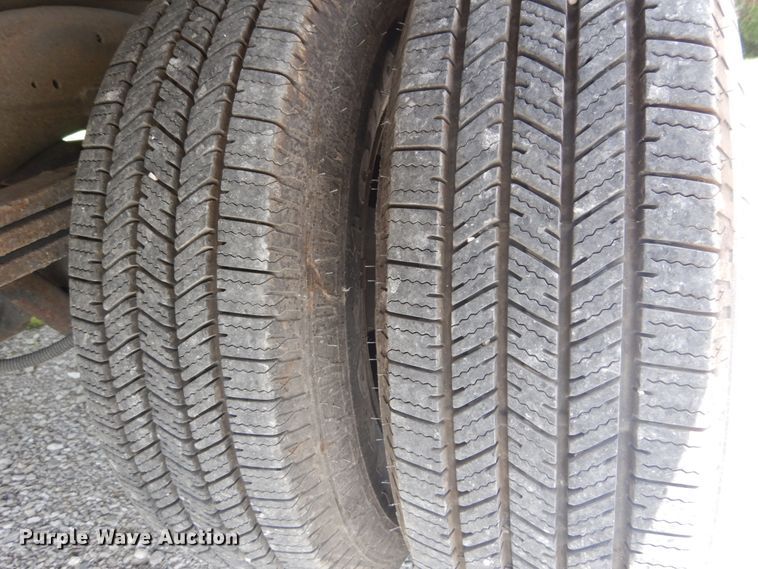 image for item JI9603 2006 Chevrolet Express G3500  box truck