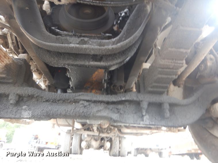 image for item JI9618 1998 Ford LTA9000  vacuum truck