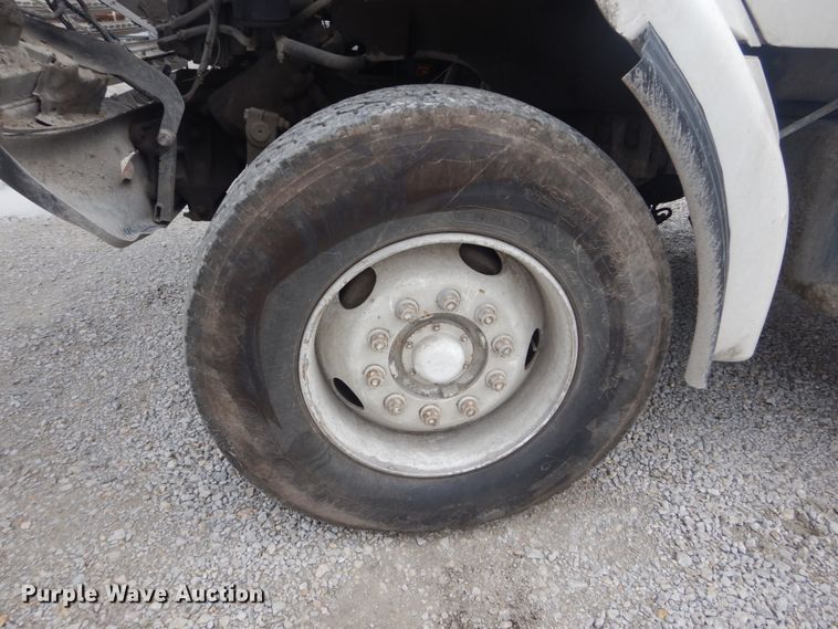 image for item JI9618 1998 Ford LTA9000  vacuum truck