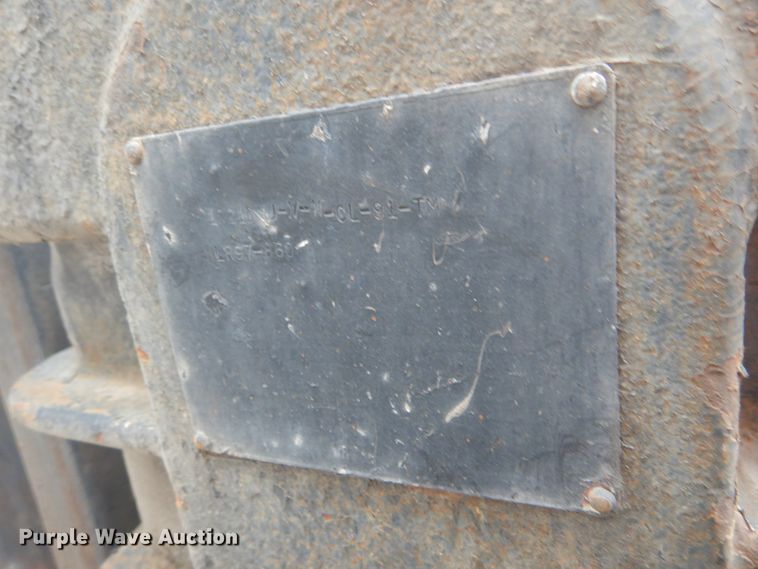 image for item JI9618 1998 Ford LTA9000  vacuum truck