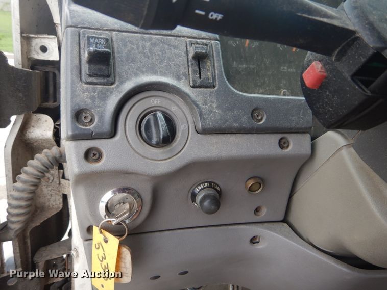 image for item JI9620 1997 Ford LT9000  vacuum truck