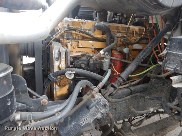 image for item JI9620 1997 Ford LT9000  vacuum truck