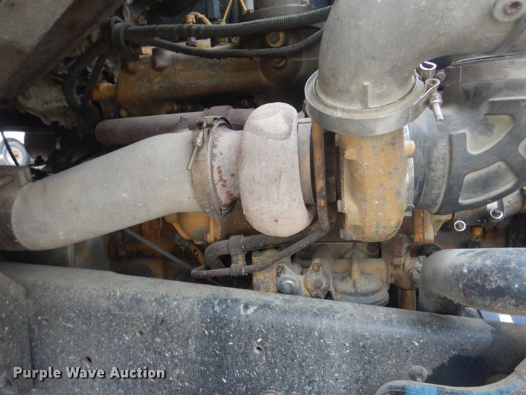 image for item JI9620 1997 Ford LT9000  vacuum truck