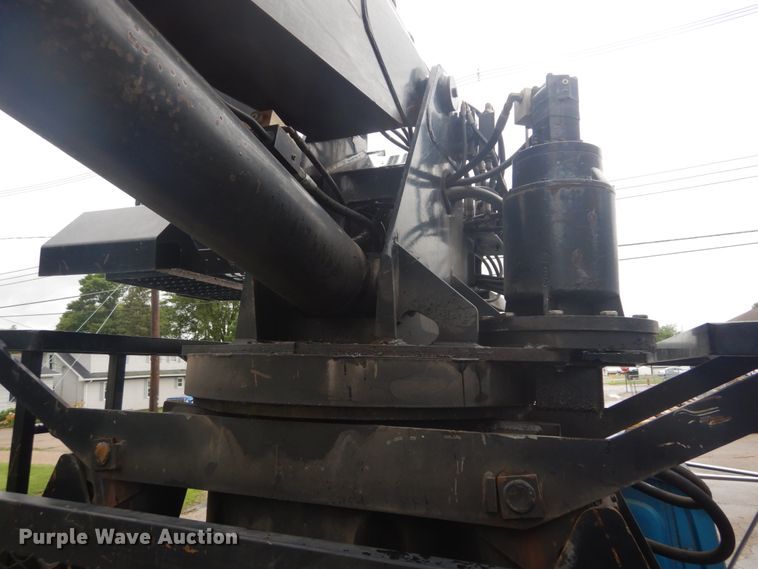 image for item JI9626 1995 Ford LTS9000  crane truck