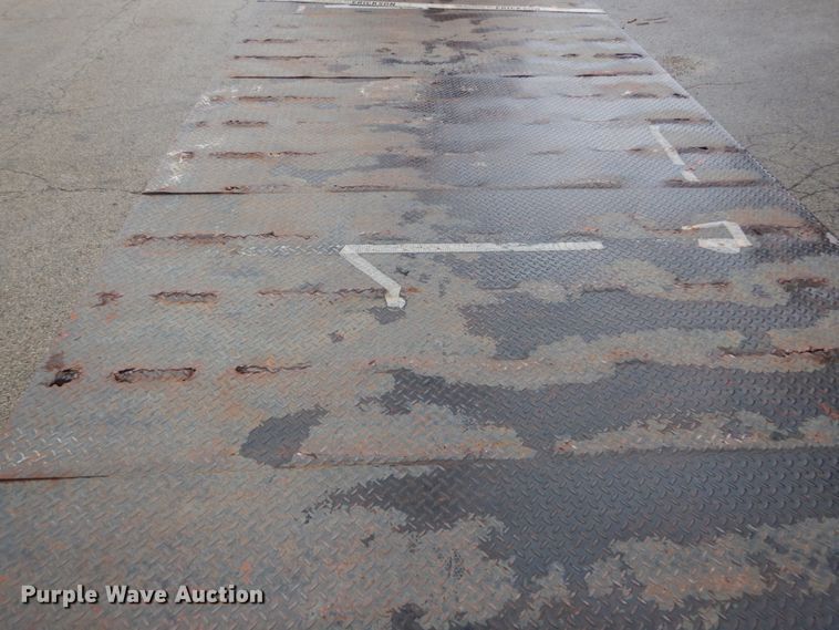 image for item JI9626 1995 Ford LTS9000  crane truck