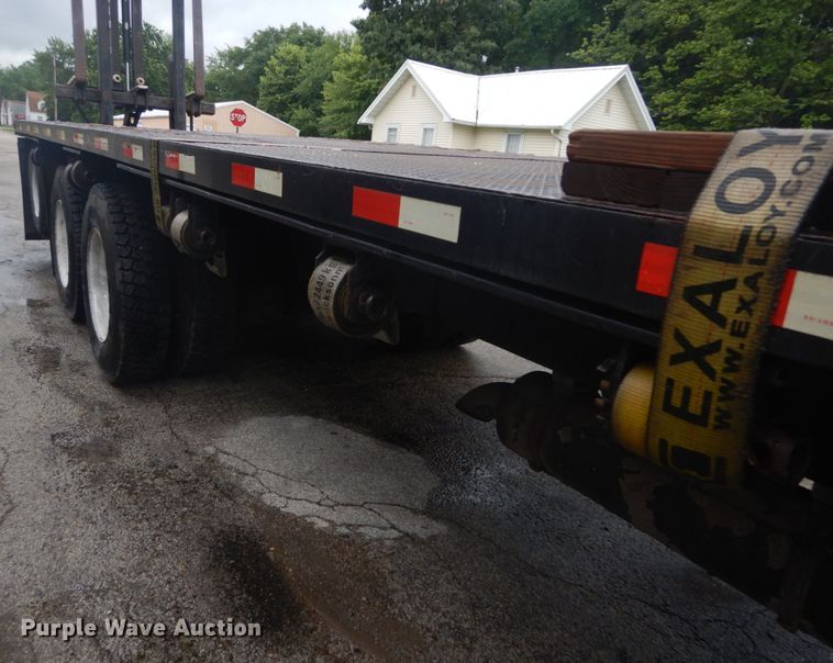 image for item JI9626 1995 Ford LTS9000  crane truck