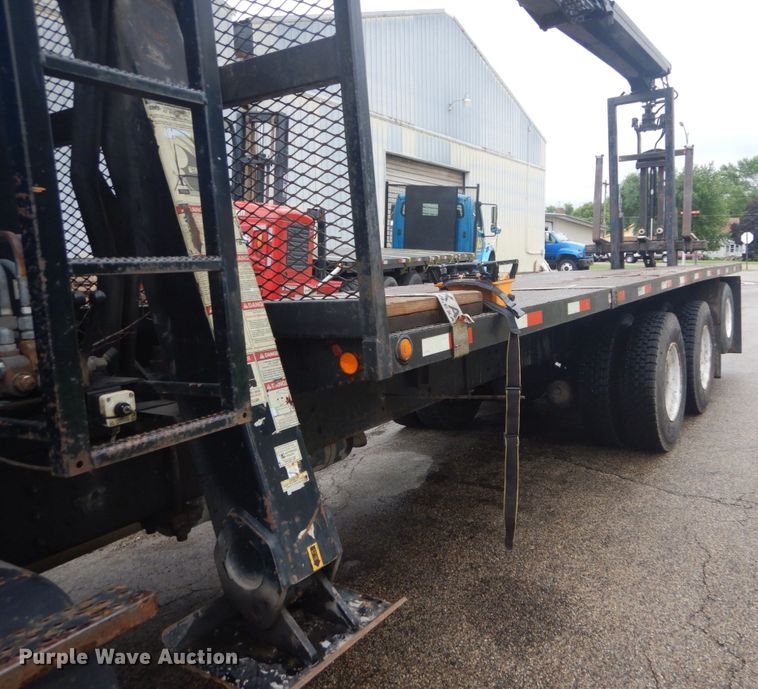 image for item JI9626 1995 Ford LTS9000  crane truck