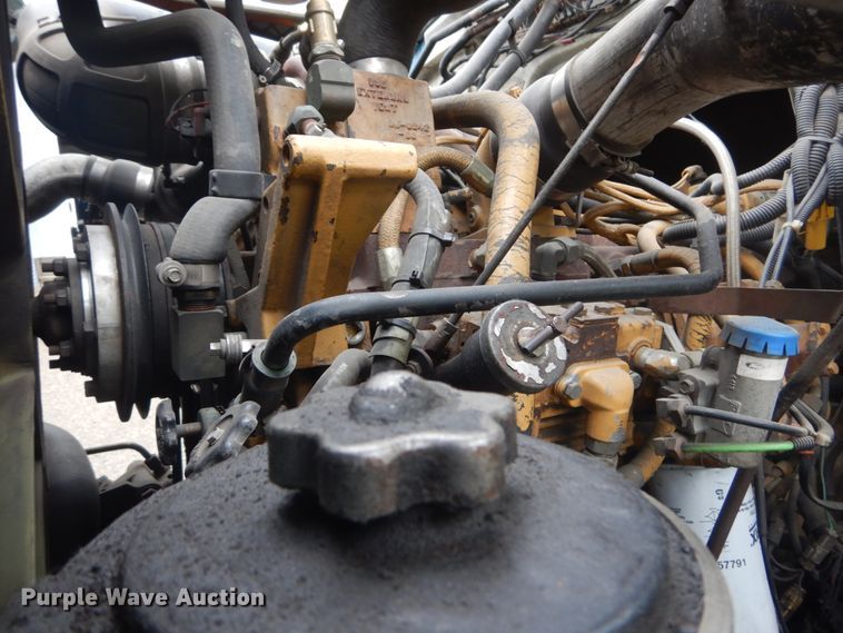 image for item JI9626 1995 Ford LTS9000  crane truck