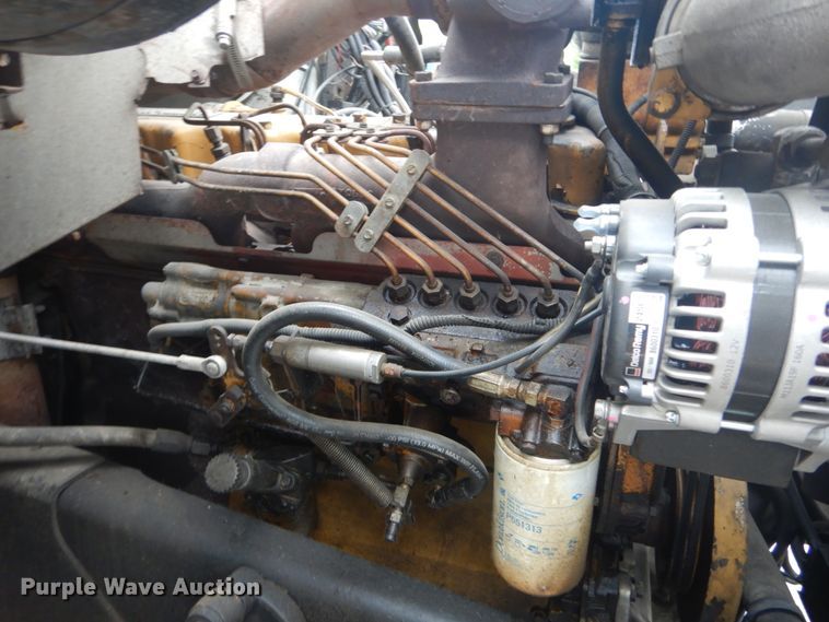 image for item JI9626 1995 Ford LTS9000  crane truck