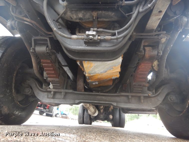 image for item JI9626 1995 Ford LTS9000  crane truck