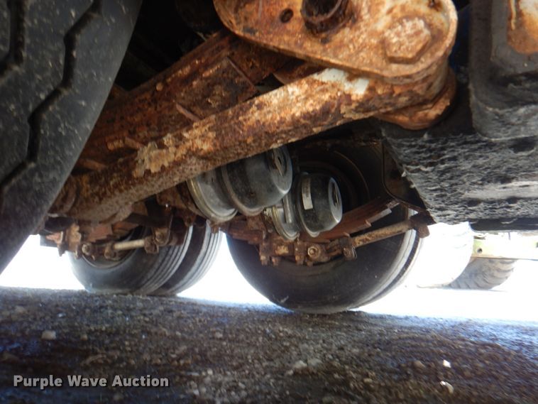 image for item JY9765 1990 Phelan WT-25H-HFN  lowboy equipment trailer