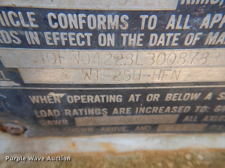 image for item JY9765 1990 Phelan WT-25H-HFN  lowboy equipment trailer