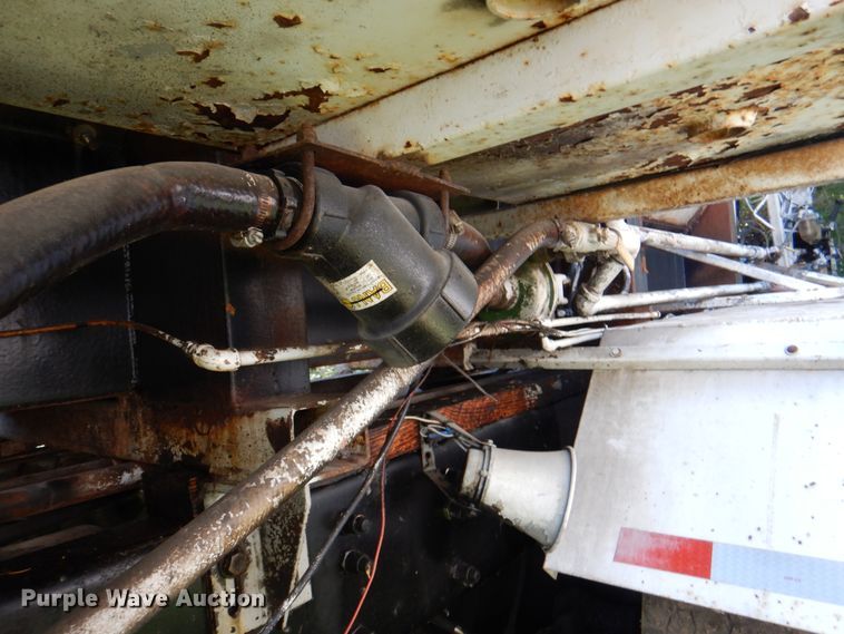 image for item JY9767 1996 Volvo WG  volumetric concrete truck