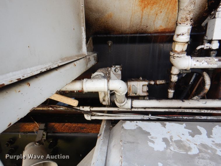 image for item JY9767 1996 Volvo WG  volumetric concrete truck