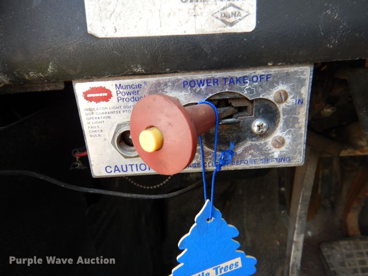 image for item JY9767 1996 Volvo WG  volumetric concrete truck