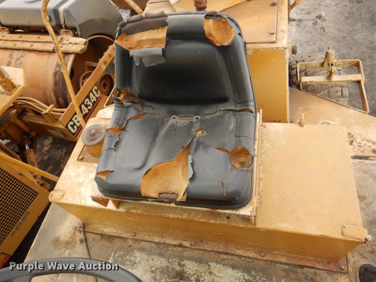 image for item JY9773 1979 Rexnord SP700  single drum vibratory roller