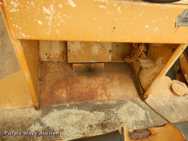 image for item JY9773 1979 Rexnord SP700  single drum vibratory roller