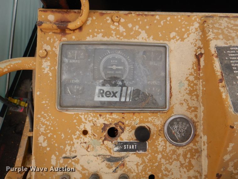 image for item JY9773 1979 Rexnord SP700  single drum vibratory roller