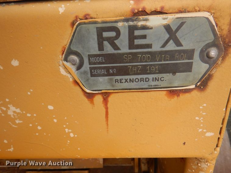 image for item JY9773 1979 Rexnord SP700  single drum vibratory roller