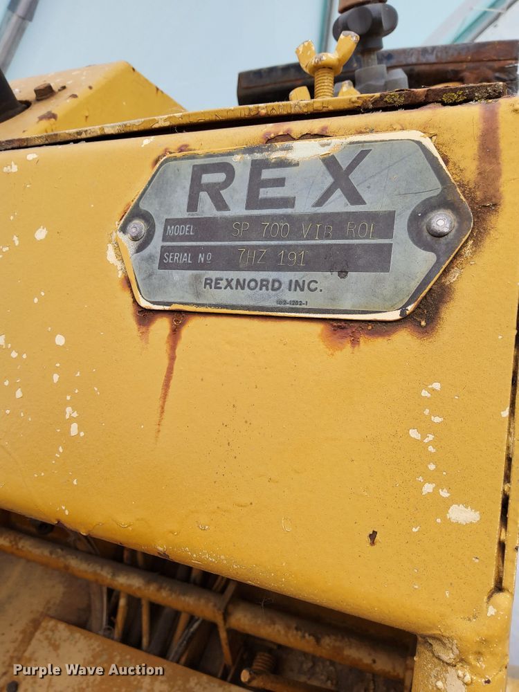 image for item JY9773 1979 Rexnord SP700  single drum vibratory roller