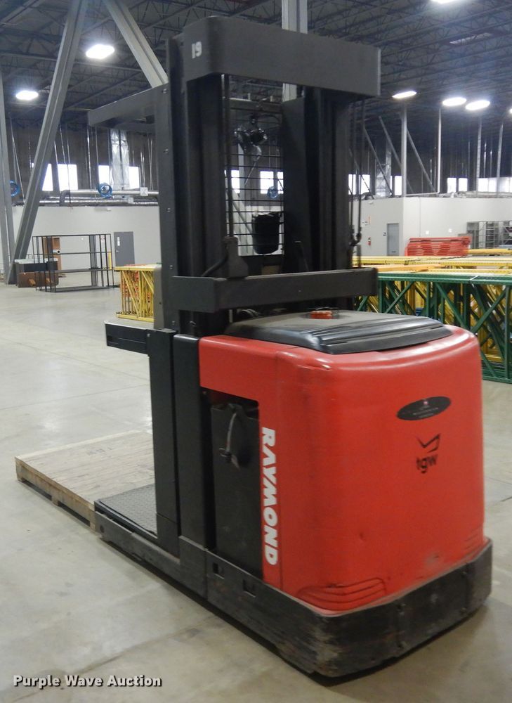 image for item KU9449 Raymond EASi-0PC30TT  order picker