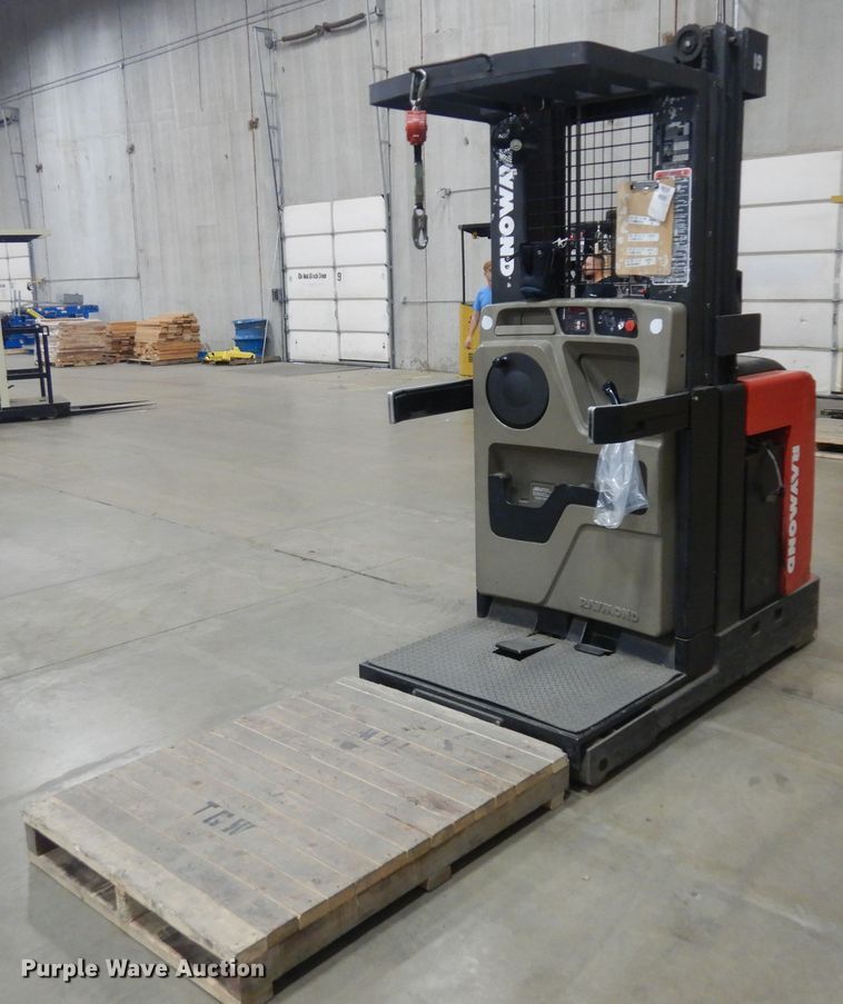 image for item KU9449 Raymond EASi-0PC30TT  order picker