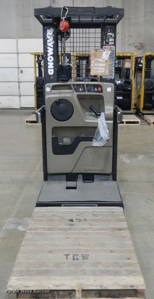 image for item KU9449 Raymond EASi-0PC30TT  order picker