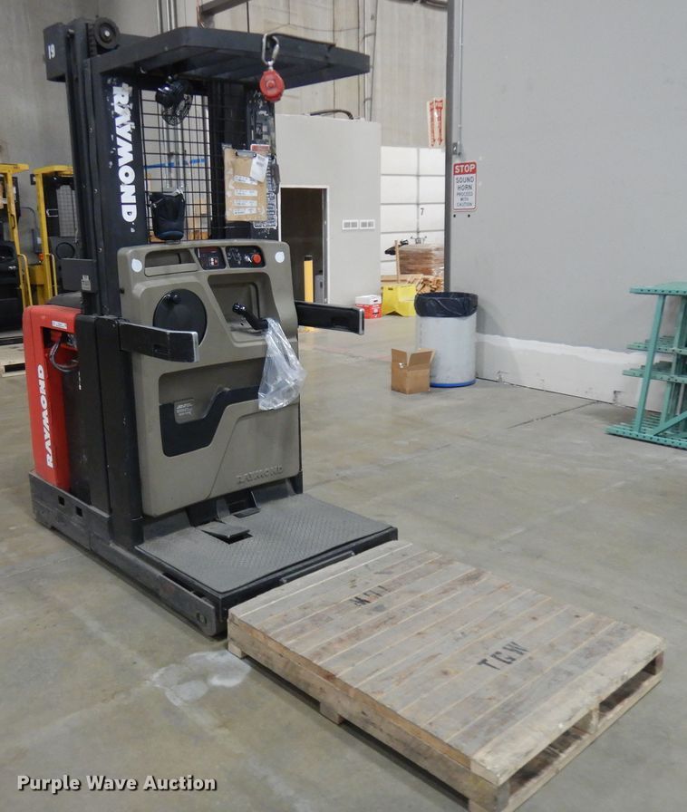 image for item KU9449 Raymond EASi-0PC30TT  order picker