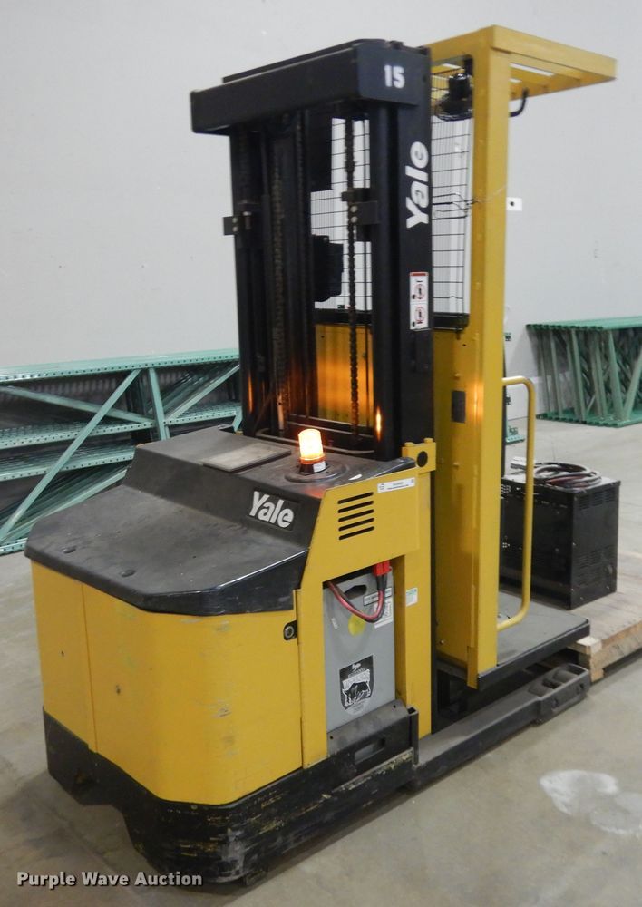 image for item KU9450 Yale 0S030ECN24TE089  order picker