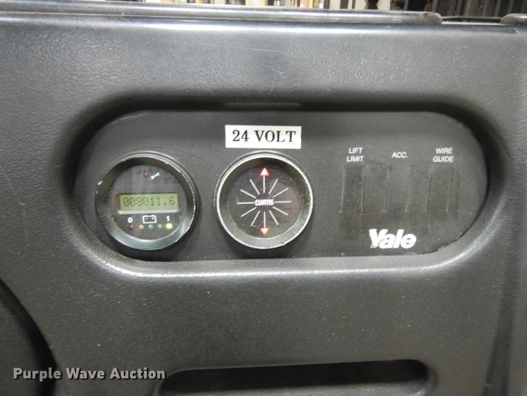 image for item KU9450 Yale 0S030ECN24TE089  order picker