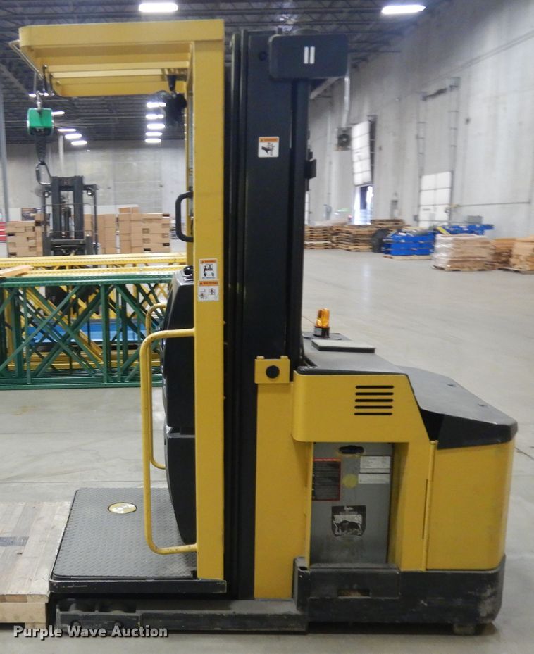 image for item KU9451 Yale 0S030ECN24TE089  order picker