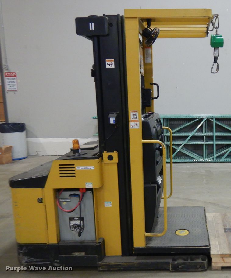 image for item KU9451 Yale 0S030ECN24TE089  order picker