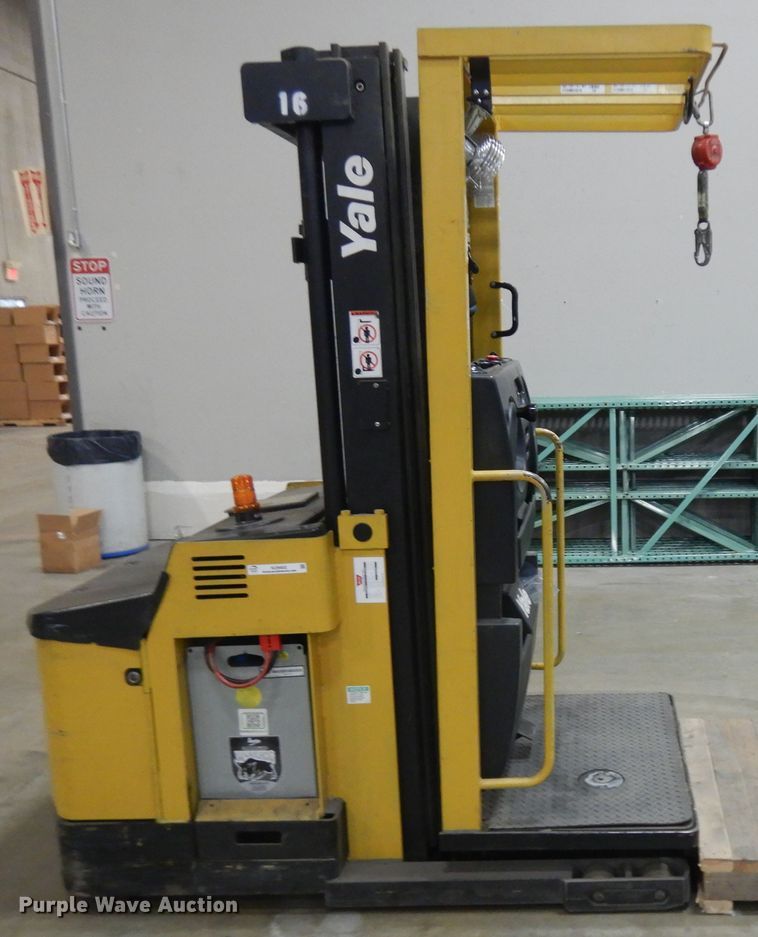 image for item KU9452 Yale 0S030ECN24TE089  order picker