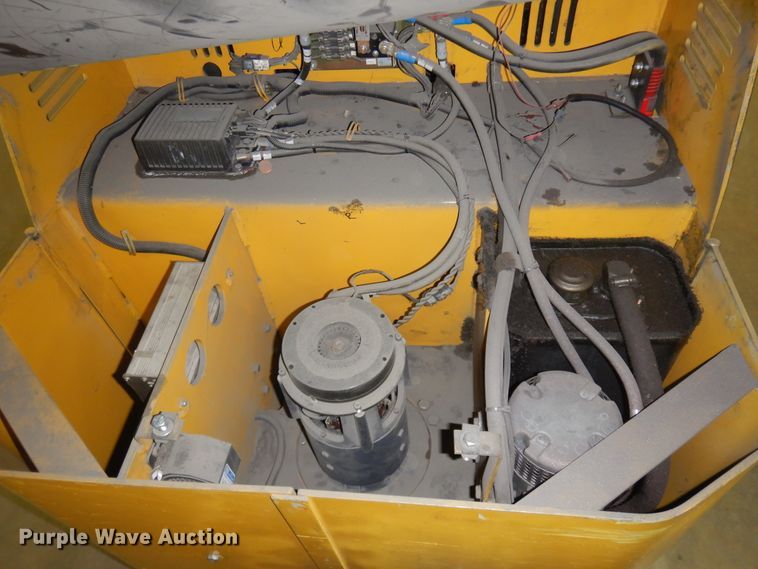 image for item KU9452 Yale 0S030ECN24TE089  order picker