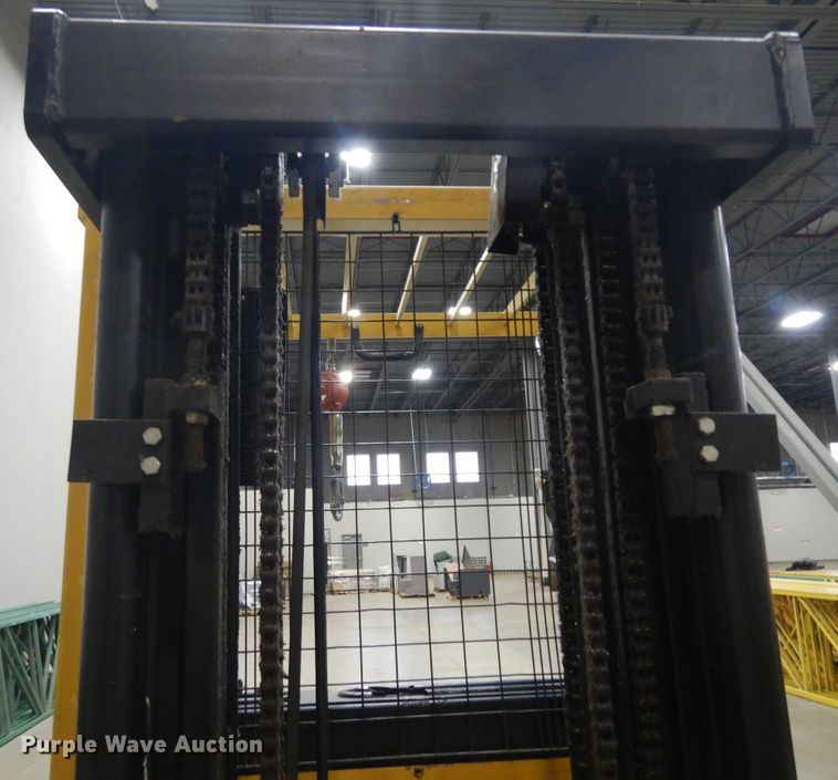 image for item KU9452 Yale 0S030ECN24TE089  order picker