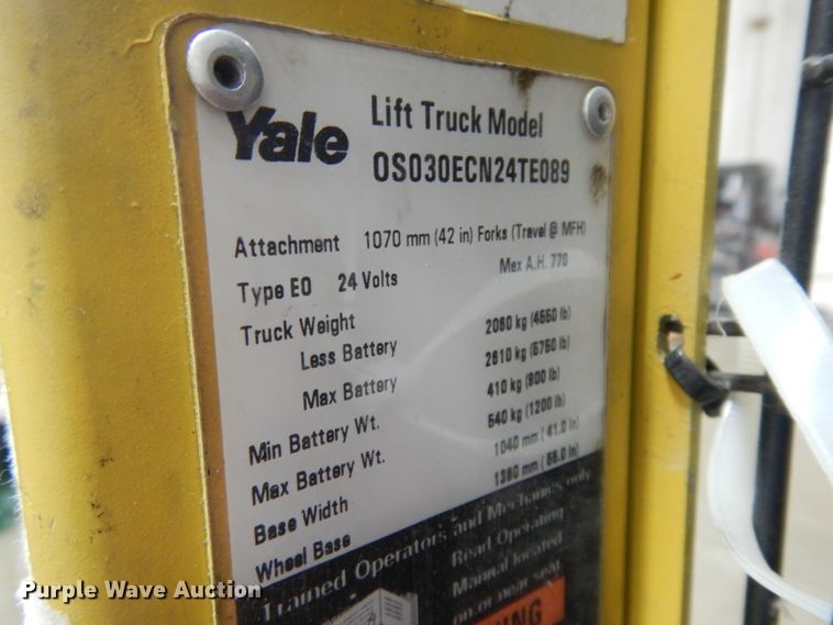 image for item KU9452 Yale 0S030ECN24TE089  order picker