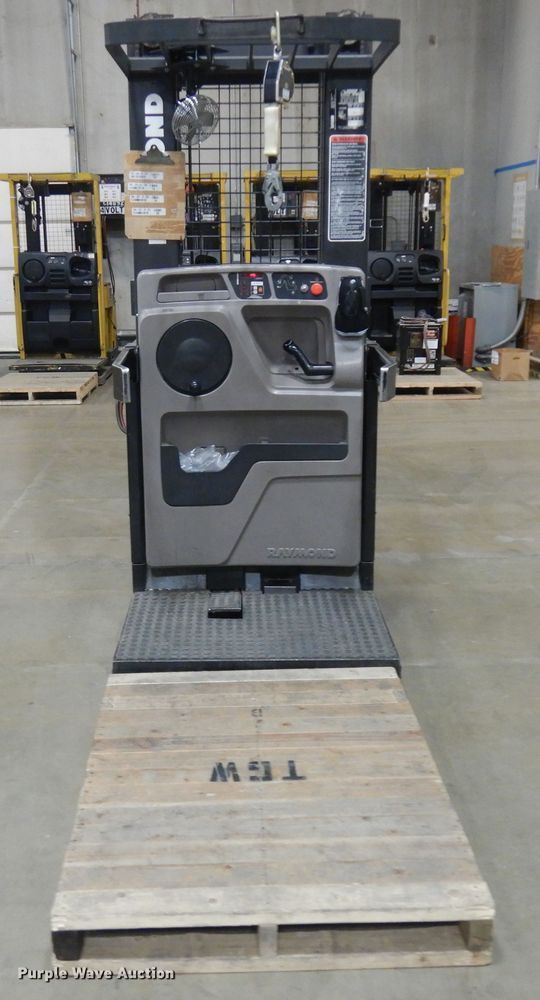 image for item KU9454 Raymond EASi-0PC30TT  order picker