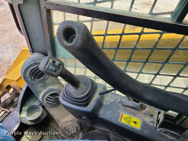 image for item L1311 2018 Caterpillar 299D2  tracked skid steer loader