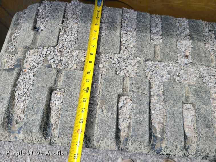 image for item L1311 2018 Caterpillar 299D2  tracked skid steer loader