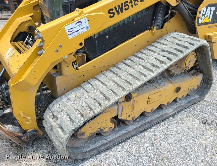 image for item L1311 2018 Caterpillar 299D2  tracked skid steer loader