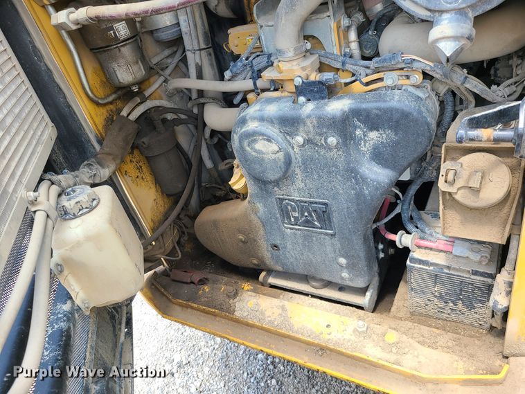 image for item L1311 2018 Caterpillar 299D2  tracked skid steer loader