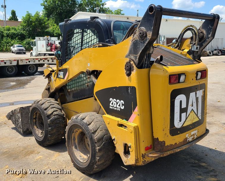 image for item L1322 2011 Caterpillar 262C  skid steer loader