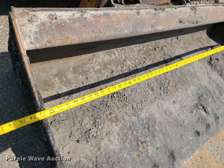 image for item L1322 2011 Caterpillar 262C  skid steer loader