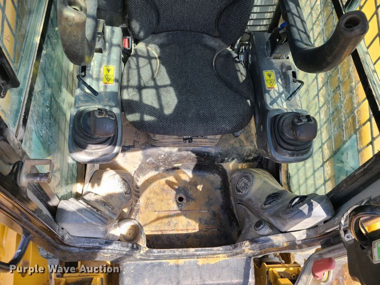 image for item L1324 2014 Caterpillar 299D  tracked skid steer loader