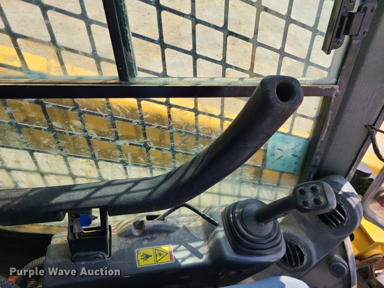 image for item L1324 2014 Caterpillar 299D  tracked skid steer loader