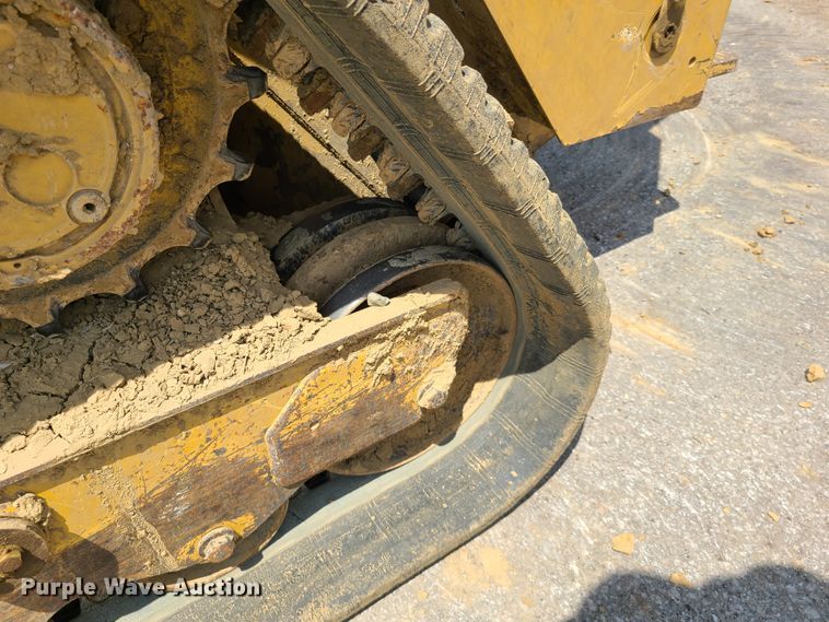image for item L1324 2014 Caterpillar 299D  tracked skid steer loader
