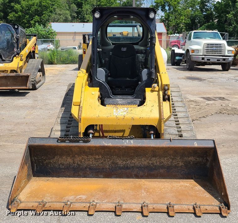 image for item L1325 2018 Caterpillar 299D2  tracked skid steer loader
