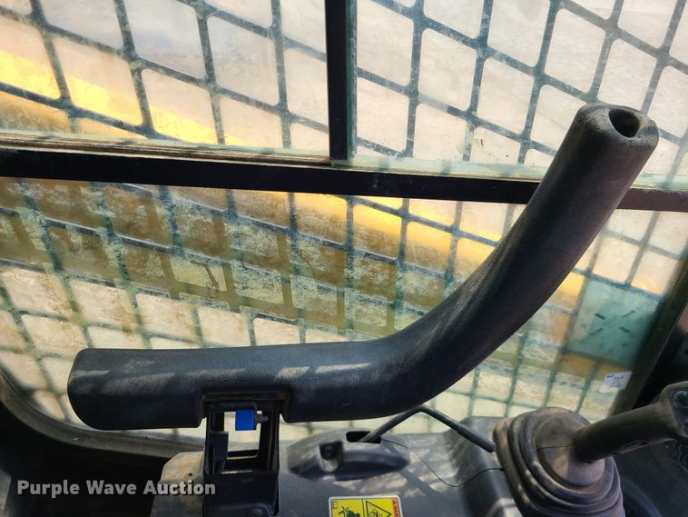 image for item L1325 2018 Caterpillar 299D2  tracked skid steer loader