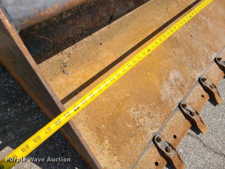 image for item L1325 2018 Caterpillar 299D2  tracked skid steer loader