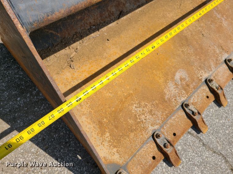 image for item L1325 2018 Caterpillar 299D2  tracked skid steer loader